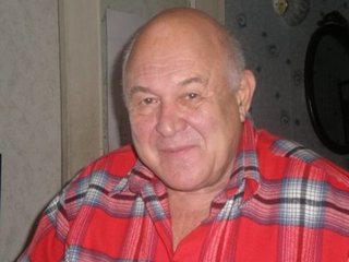 Камшилов В.В. выпускник Московского архитектурного техникума поздравляет своего учителя Карпеля Станислава Михайловича с 82 летием