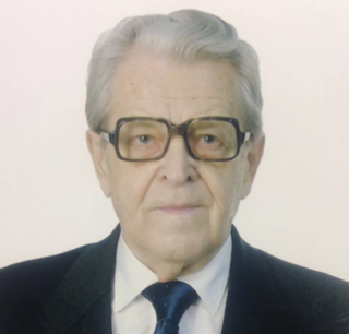 Атаман Камшилов В.В. и казаки СКВРиЗ поздравляют генерала КВ Садовского Геннадия Ивановича с днём 88 летия