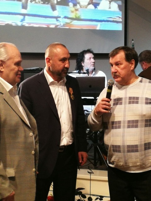 Председатель Совета Атаманов России Камшилов В.В. поздравляет с 50-летним юбилеем Лебзяка Александра Борисовича