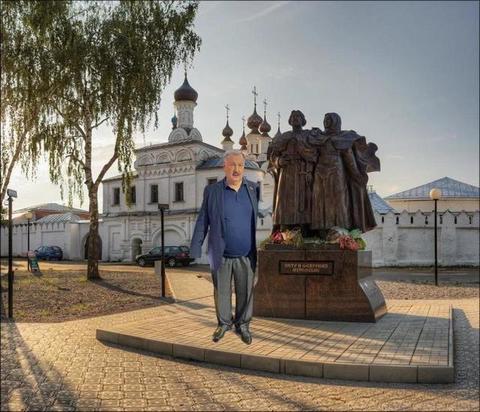 Верховный Атаман Союза казачьих войск России и Зарубежья В.В. Камшилов поздравляет всех с праздником!